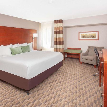 Wyndham Garden Fort Wayne Exterior foto