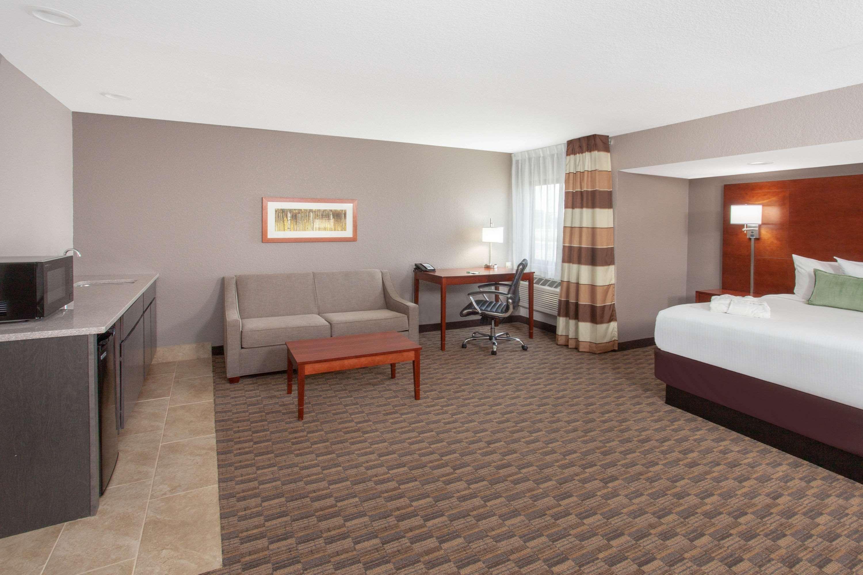 Wyndham Garden Fort Wayne Exterior foto