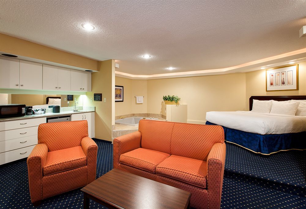 Wyndham Garden Fort Wayne Exterior foto